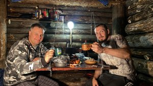 ЛЕСНАЯ ХИЖИНА: ТВОРИМ В ЕДИНСТВЕ С ПРИРОДОЙ 🛖 ГРИБНЫЕ СЕКРЕТЫ 🍄🟫