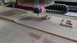 Фрезеровка деревянных сувениров из дуба для внедорожной экспедиции «Волок»