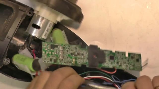 Беспроводный пылесос Electrolux   замена литиевых аккумуляторов