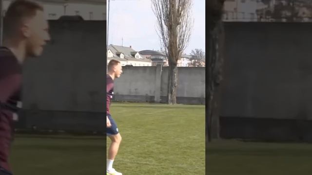 ROSS BARKLEY SHOWS HIS TALENT WITH A ROCKET OF A TOP BINS GOAL IN TRAINING!! 🎯⚽️🚀🥅