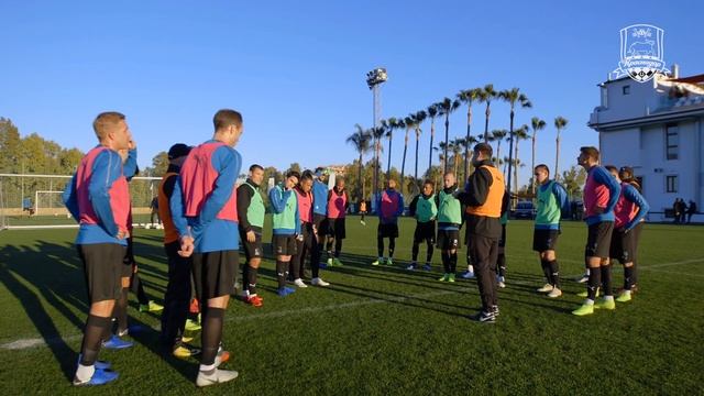 С газона – в тренажерный зал смотреть онлайн