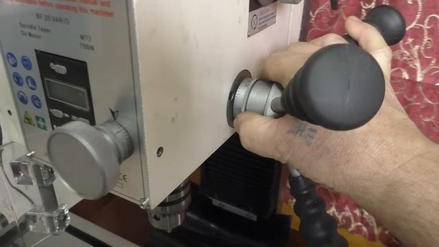 Мечта самодельщика. Небольшой настольный, сверлильно - фрезерный станок - FABTEC BF 20L Vario смотреть онлайн