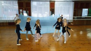 Музыкальная игра волшебный платок