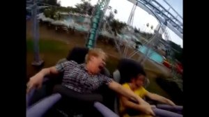 Бабушка на аттракционе.