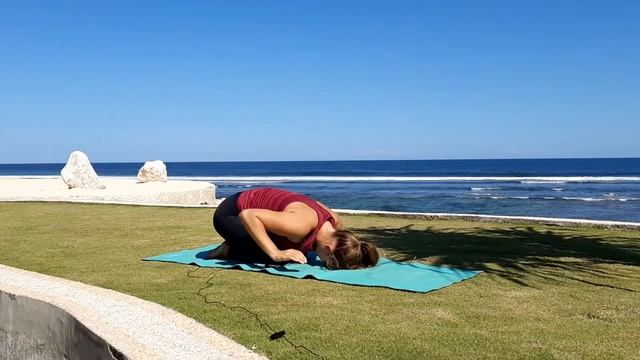 Силовая йога | Пресс и спина | Для начинающих смотреть онлайн