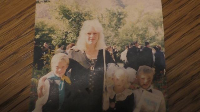 Разыскиваю двоюродную сестру по маминой линии. смотреть онлайн