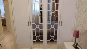 Встроенный шкаф в спальню в стиле неоклассика