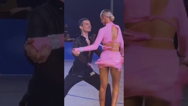 видео старое‼️ #бальникипоймут #бальныеспортивныетанцы #спорт# #бальныеспортивныетанцы #бальники