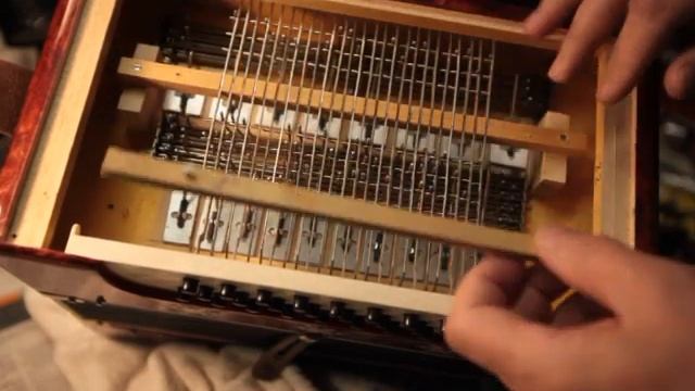 Гармонь. Белая кнопка на левой клавиатуре. смотреть онлайн