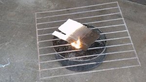 Развести огонь просто! Народное средство для розжига #лайфхак #печь #костер #баня