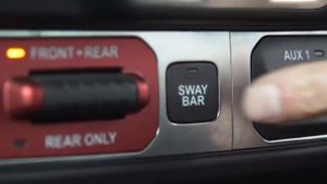 Defender против Mercedes G350 против Wrangler - ЗАЕЗД в подъём и состязания на БЕЗДОРОЖЬЕ!