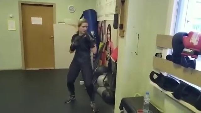 Макивара боксёрская Шилова (МБШ) в боксе смотреть онлайн