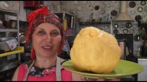 Покупатель не ДУР..К его не обманешь. Плохому танцору всегда я..ца мешают.