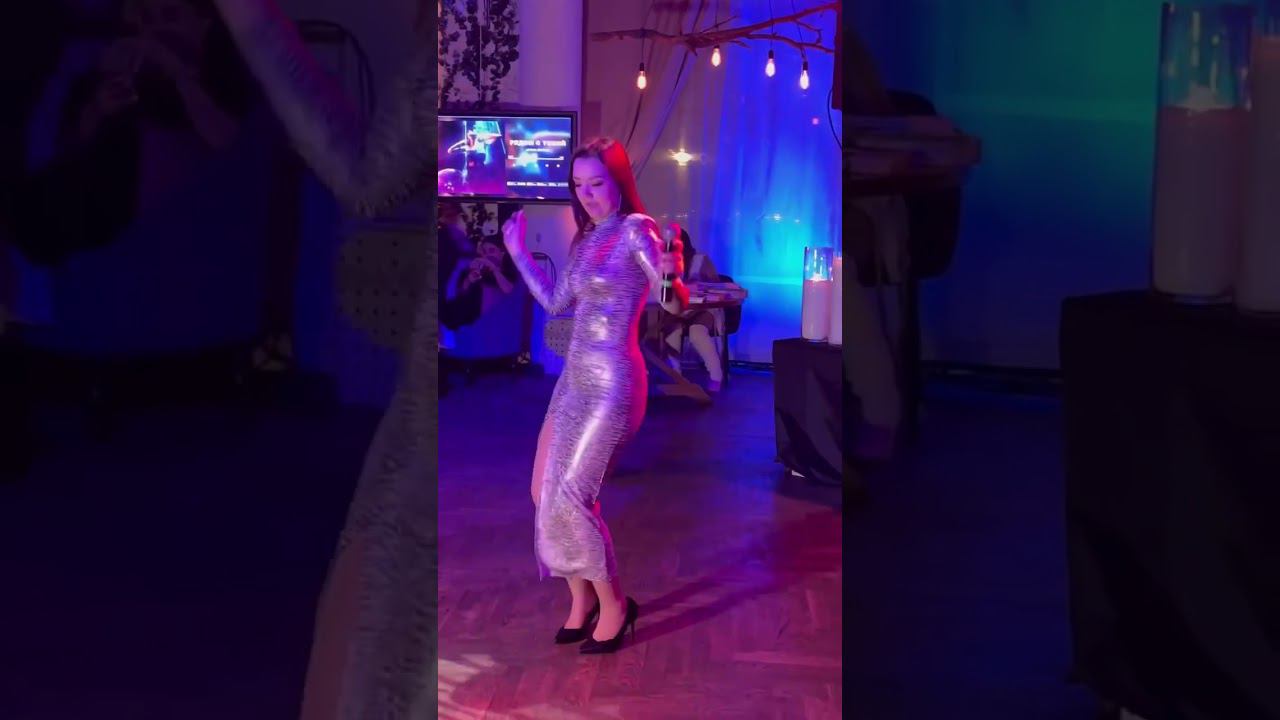 «Рядом с тобой» на всех площадках  #певица #singer #новыйгод #рядомстобой #хит #поп