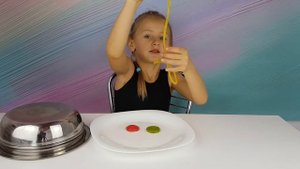 ГИМНАСТИКА ПРОТИВ МАРМЕЛАДА ЧЕЛЛЕНДЖ. Часть 2 GYMNASTICS VS GUMMY FOOD CHALLENGE Part 2