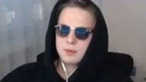 ВЕРТЕИЧ ПОЁТ ПЕСНЮ НАЗВАНИЕ КОТОРОЙ Я ЗАБЫЛ