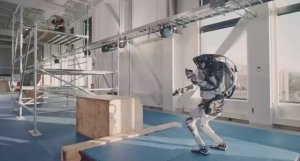 Boston Dynamics, двуногий робот Atlas.