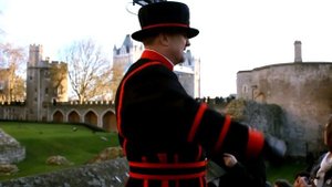 Funny and dramatic Yeoman Warder beefeater Tour at The Tower of London