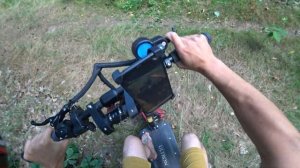 Электросамокат Ultron T 128 по лесу прёт шо дурной