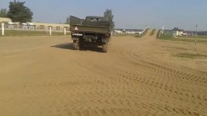 Автошкола РОС ДОСААФ,здача плащадки на категорию С,автомобиль УРАЛ 4320