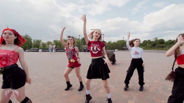 [KPOP IN PUBLIC | ONE TAKE] (G)I-DLE - ‘퀸카 (Queencard)’ | DANCE COVER by VENOM from RUSSIA смотреть онлайн