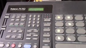 ROLAND R-70: 1992 NAMM demo video "Fat City"