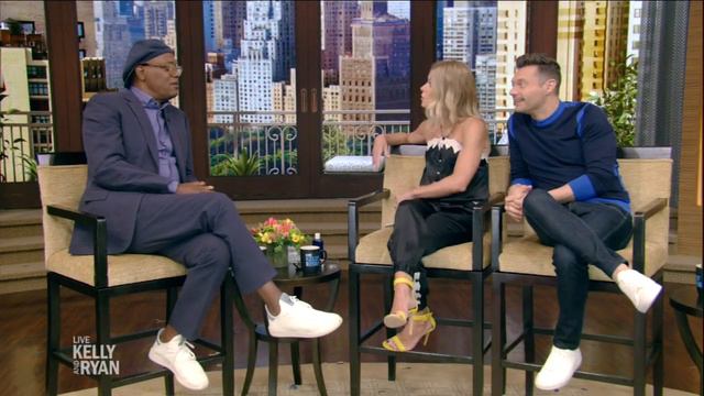 Samuel L. Jackson Has Seen His Wife 6 Times in "To Kill a Mockingbird" on Broadway смотреть онлайн