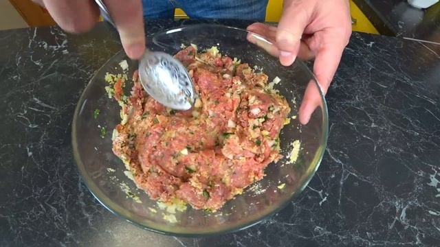 ТЕФТЕЛИ В ТОМАТНОМ СОУСЕ ПО-ИТАЛЬЯНСКИ. Мой любимый рецепт тефтелей.