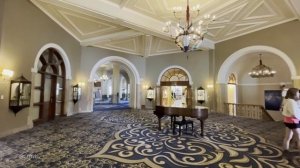 LAKE LOUISE and Fairmont Chateau Lake Louise Virtual Walking tour