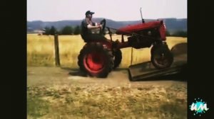 Прикол! Трактора дрифтуют, крушат всё вокруг!!!