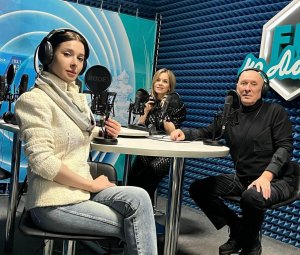 Катя Чехова не боится петь без фонограммы