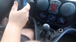 Самый простой способ снизить температуру двигателя при перегреве не выходя из автомобиля.