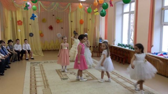 Утриник мой танец птснежнекаф смотреть онлайн