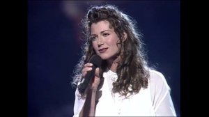 Amy Grant: "Children of the World" (25th Dove Awards)