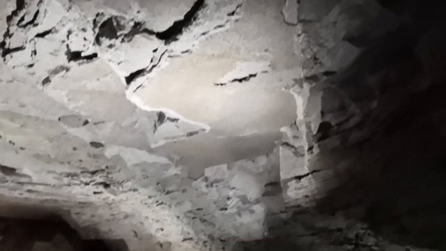 Кунгурская ледяная пещера, останки прошлой цивилизации.