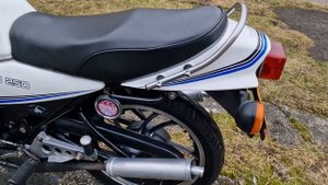 Yamaha RD250/350LC