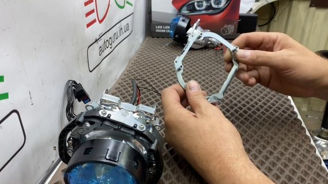 Как поставить би-LED линзы в механизм AFS от Hella