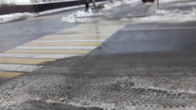 Как убирают снег в Питере этой зимой. смотреть онлайн