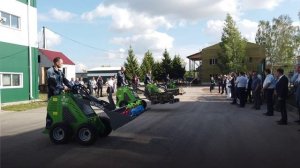 Мини-погрузчик Frontmen. Демонстрация