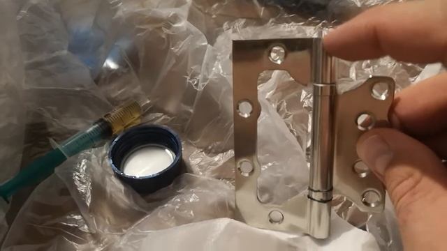 Как смазать неразборные петли "бабочка" часть 2 смотреть онлайн