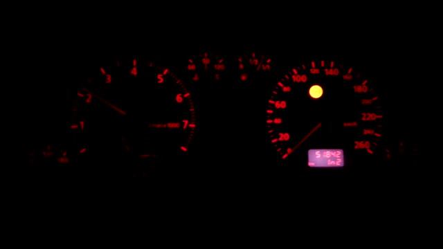 Приборка А4 на Ауди 80 Б3 смотреть онлайн