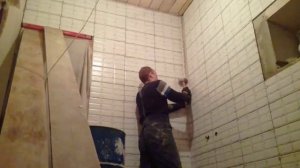 Как укладывать плитку в угол