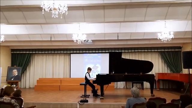 Шопен Ноктюрн №1 Си бемоль минор смотреть онлайн