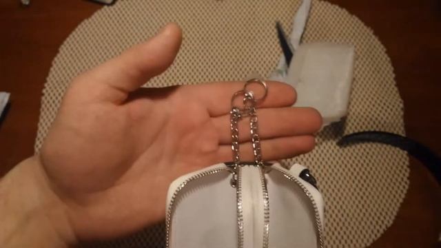 Ключница с двумя отделениями из Aliexpress