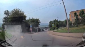 как снимает видеорегистратор Neoline flash. 2К