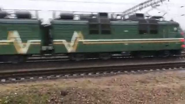 вл80 едет резервом на ст.Березина смотреть онлайн