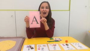 Играем в буквы и цифры. Знакомство с буквой А.