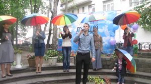 НА МАЛЕНЬКОМ ПЛОТУ Очень красивое исполнение!