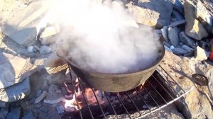 макароны с куриными сердечками на костре