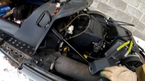 Зарядил аккумулятор. Но стартер всё равно отказывается крутить.